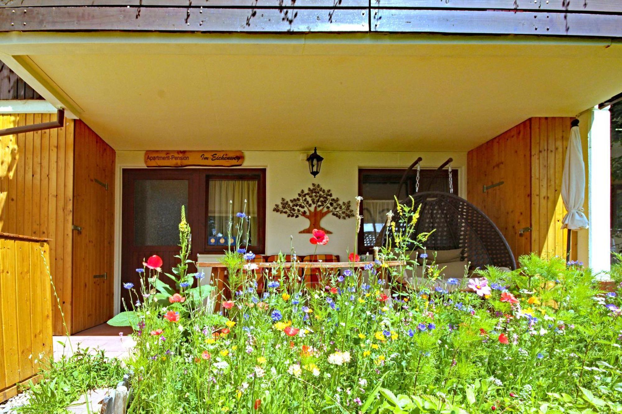 Apartment-Pension Im Eichenweg Вальдахталь Экстерьер фото